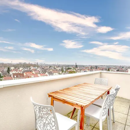 Apartment Duplex Paris, Villepinte Expo, Cdg, Disneyland Le Blanc-Mesnil