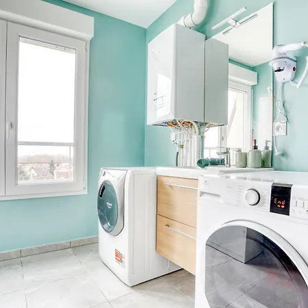 Duplex Paris, Villepinte Expo, Cdg, Disneyland * 勒布朗-梅尼尔