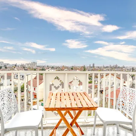 Duplex Paris, Villepinte Expo, Cdg, Disneyland *